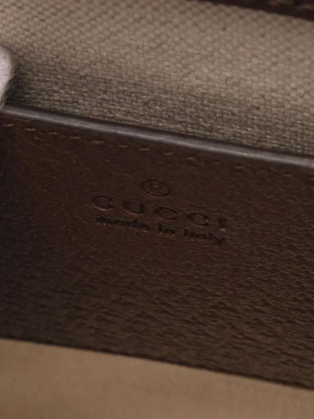 Pre-OwnedGucci Pre-Owned2010s Jumbo GG leather tote bag