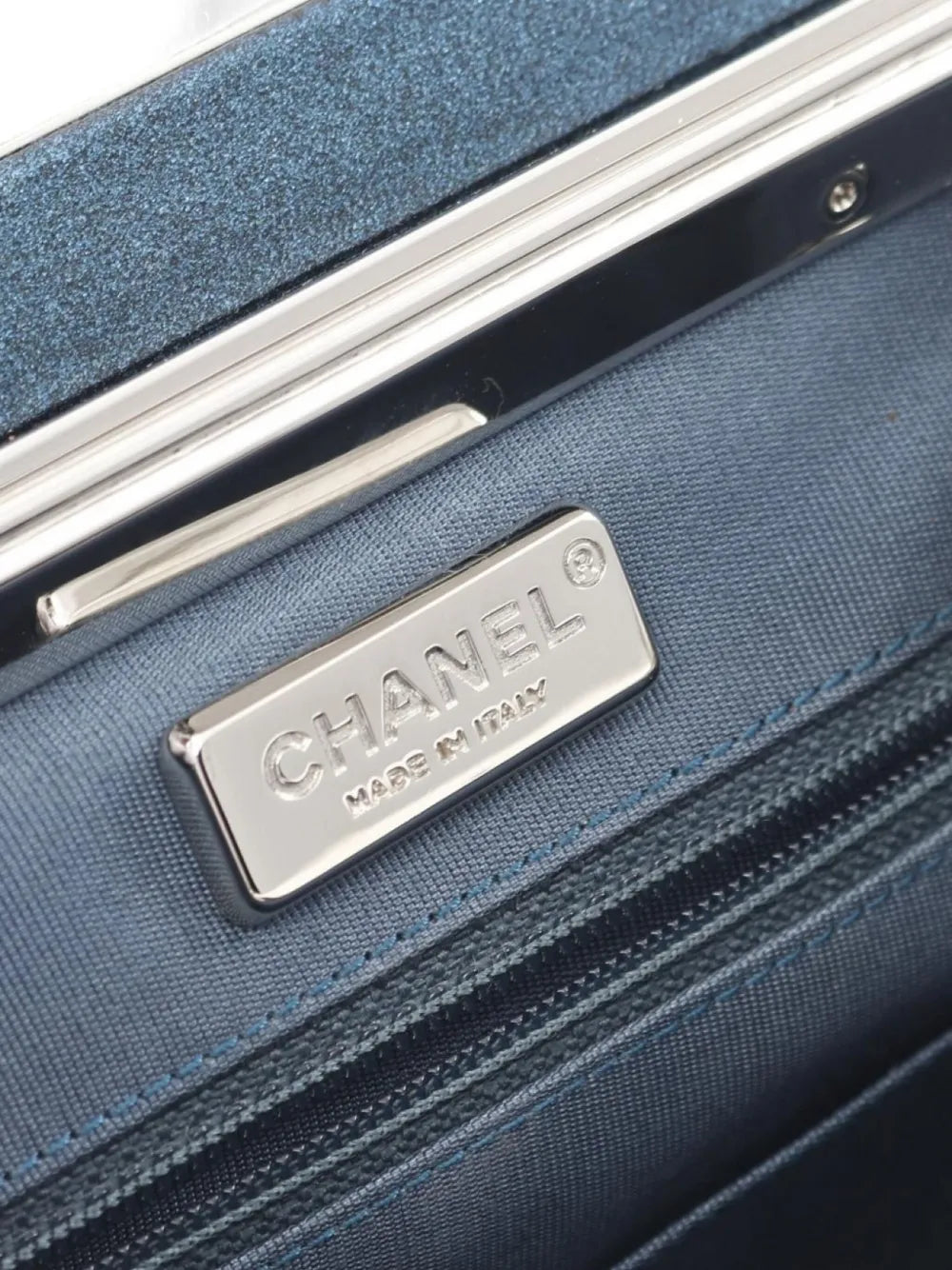 Pre-OwnedCHANEL Pre-Owned2016-2017 Coco Mark handbag