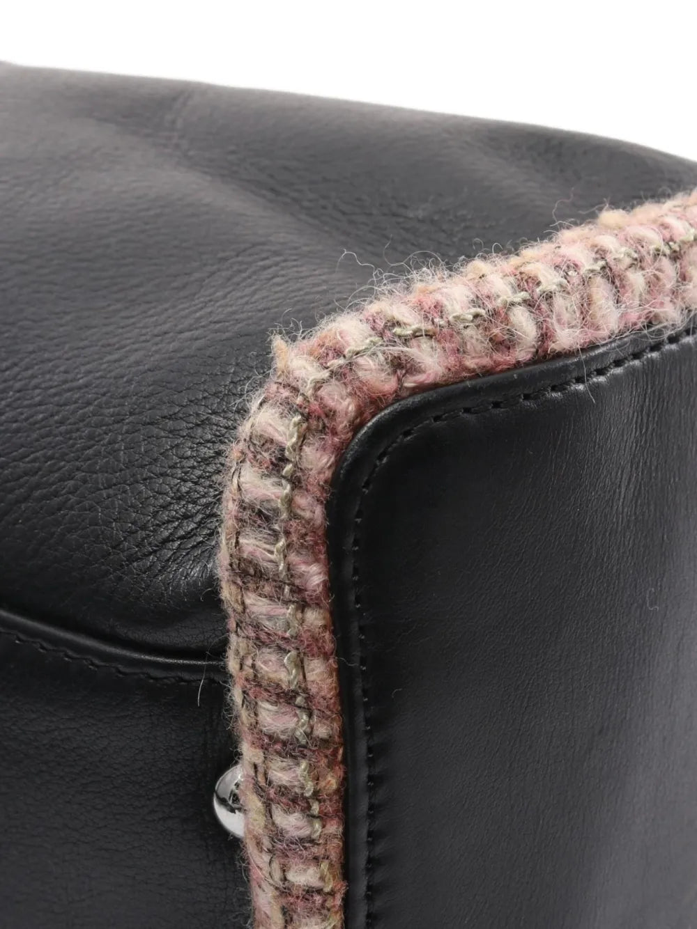 Pre-OwnedCHANEL Pre-Owned2003-2004 tweed-trim tote bag