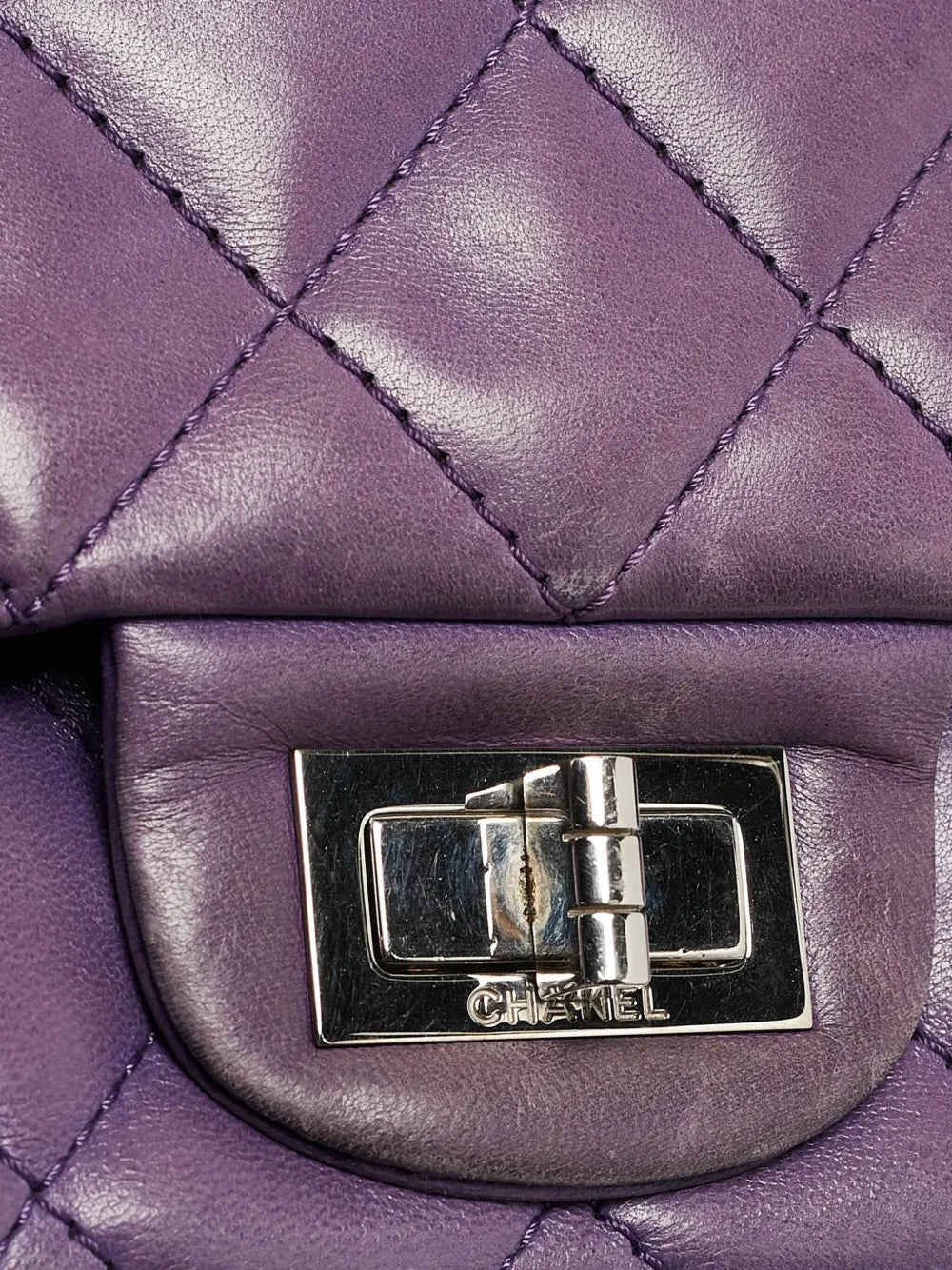 Pre-OwnedCHANEL Pre-OwnedReissue 2.55 shoulder bag