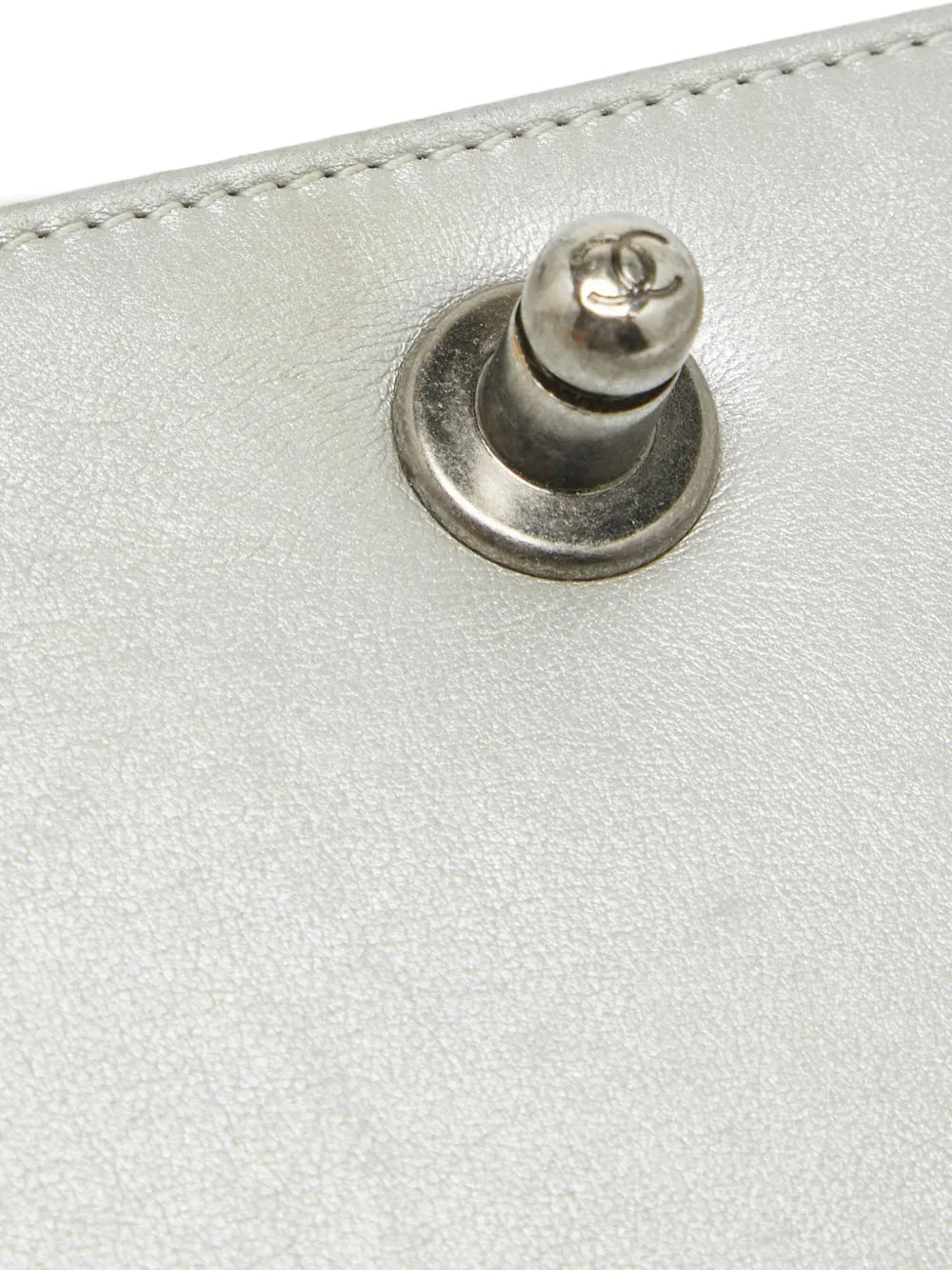 Pre-OwnedCHANEL Pre-Owned2024 mini Boy Chanel quilted-leather shoulder bag