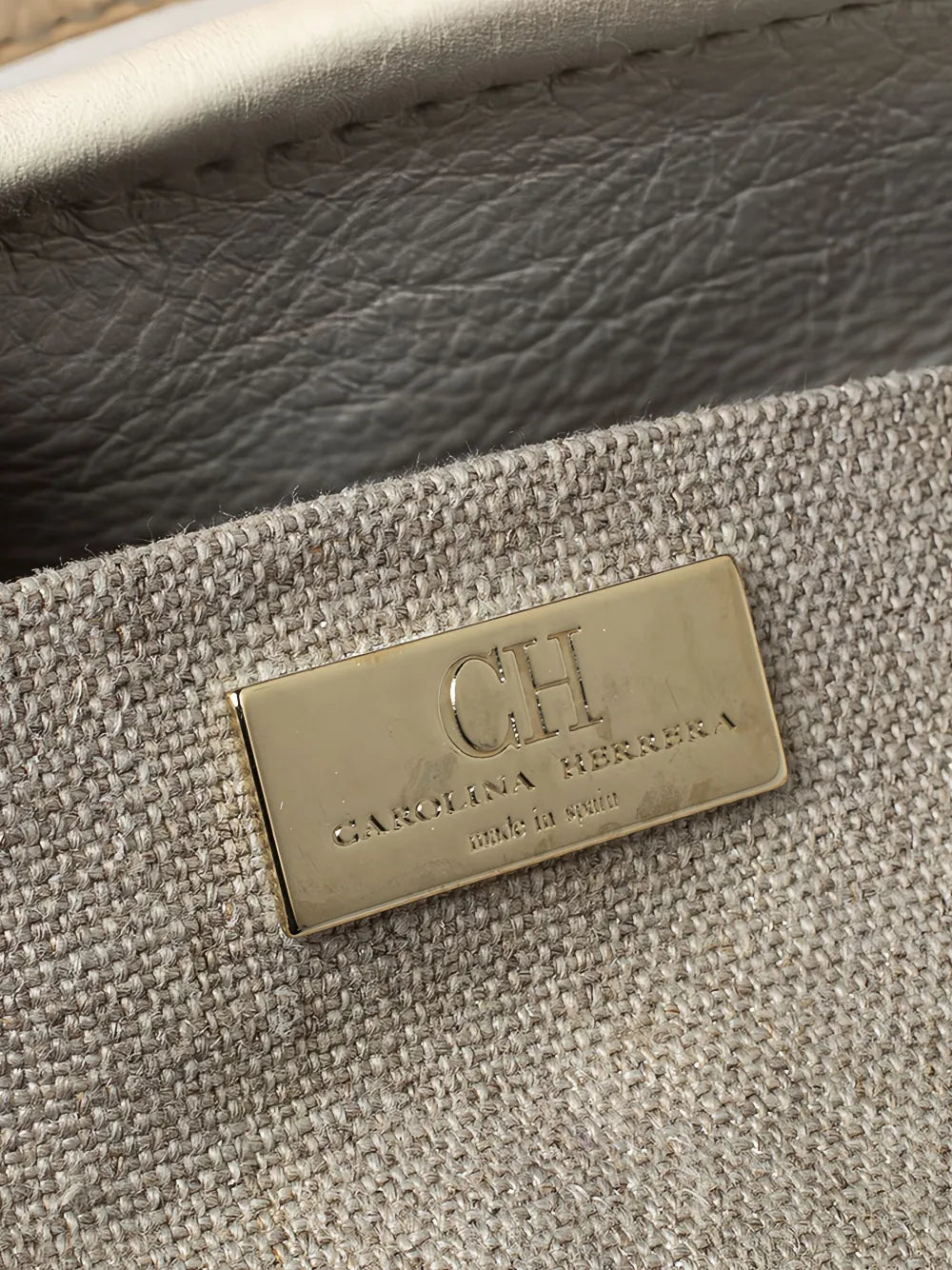Pre-OwnedCarolina Herrera Vintageleather chain tote bag