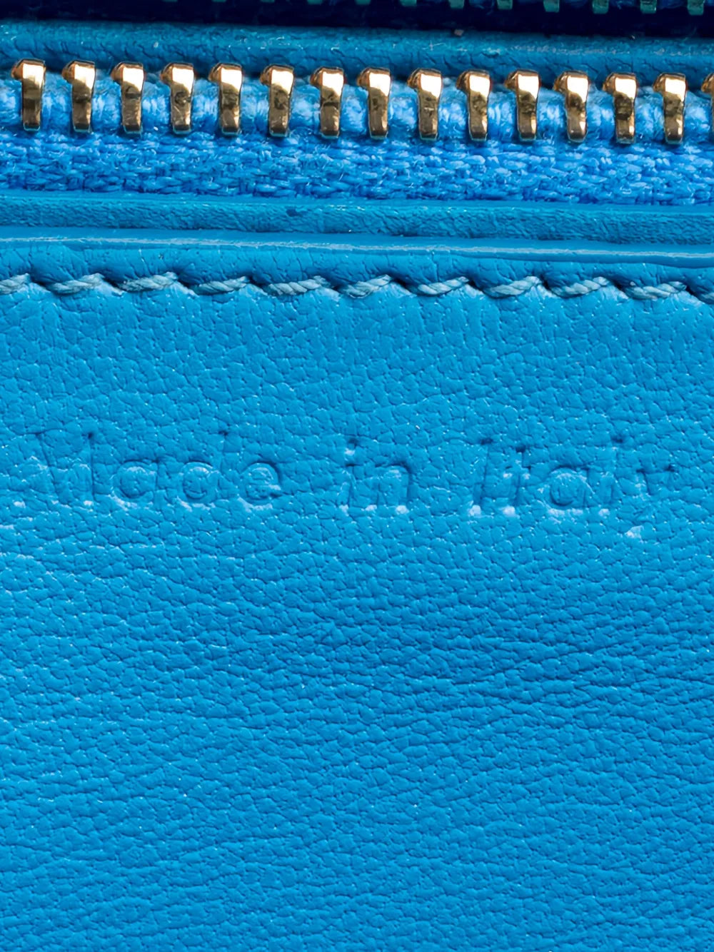 Pre-OwnedCeline Pre-Ownedleather flap shoulder bag