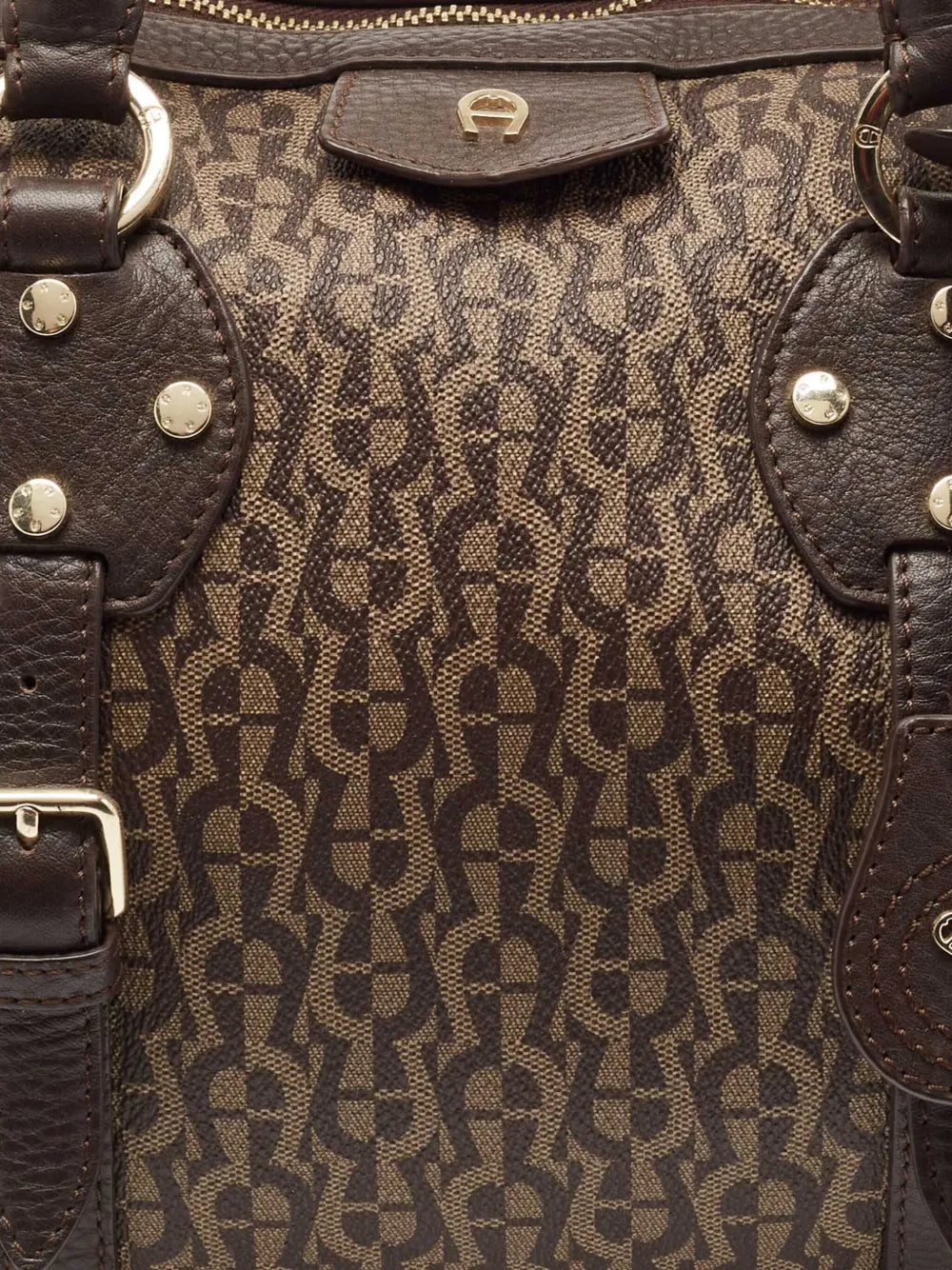 Pre-OwnedAigner Vintagecanvas tote bag