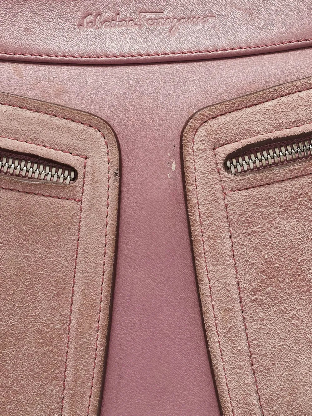 Pre-OwnedFerragamo Pre-Ownedleather-suede Gancini-pocket shoulder bag