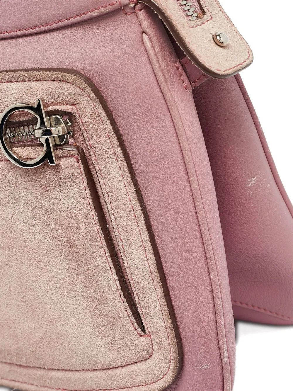 Pre-OwnedFerragamo Pre-Ownedleather-suede Gancini-pocket shoulder bag