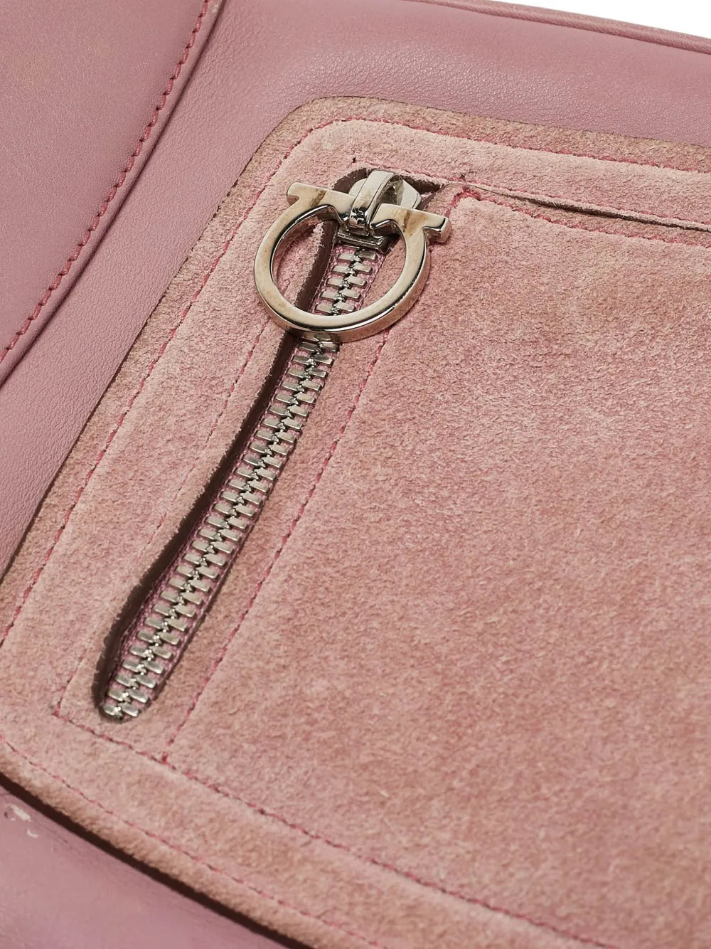Pre-OwnedFerragamo Pre-Ownedleather-suede Gancini-pocket shoulder bag