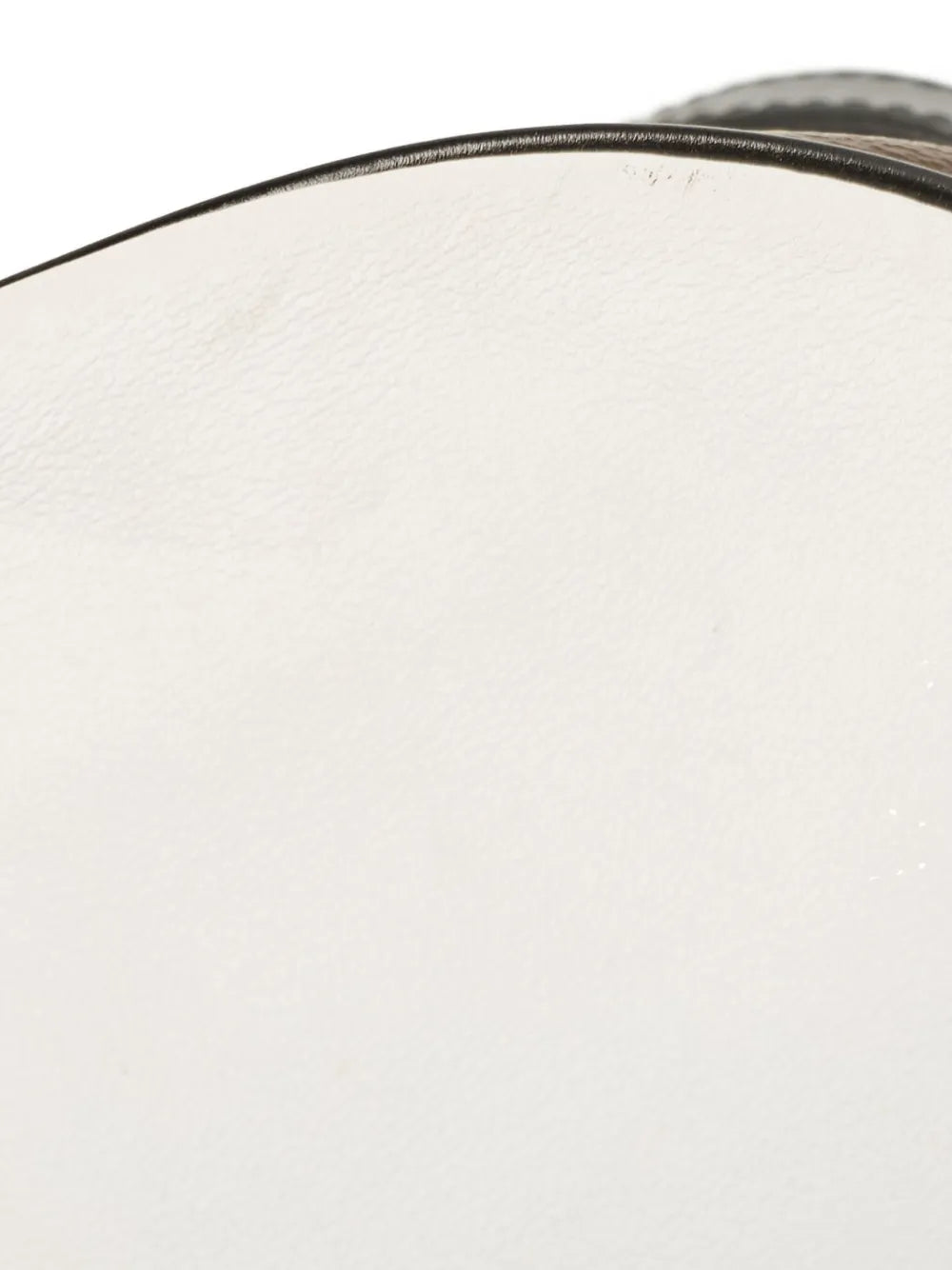 Pre-OwnedLouis Vuitton Pre-OwnedAirline Boite Chapeau Souple shoulder bag