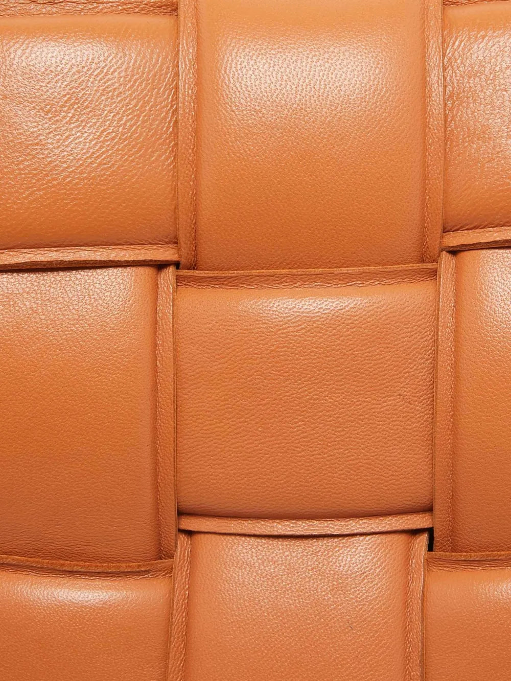 Pre-OwnedBottega Veneta Pre-Owned2024 Cassete chain Intreciatto leather shoulder bag