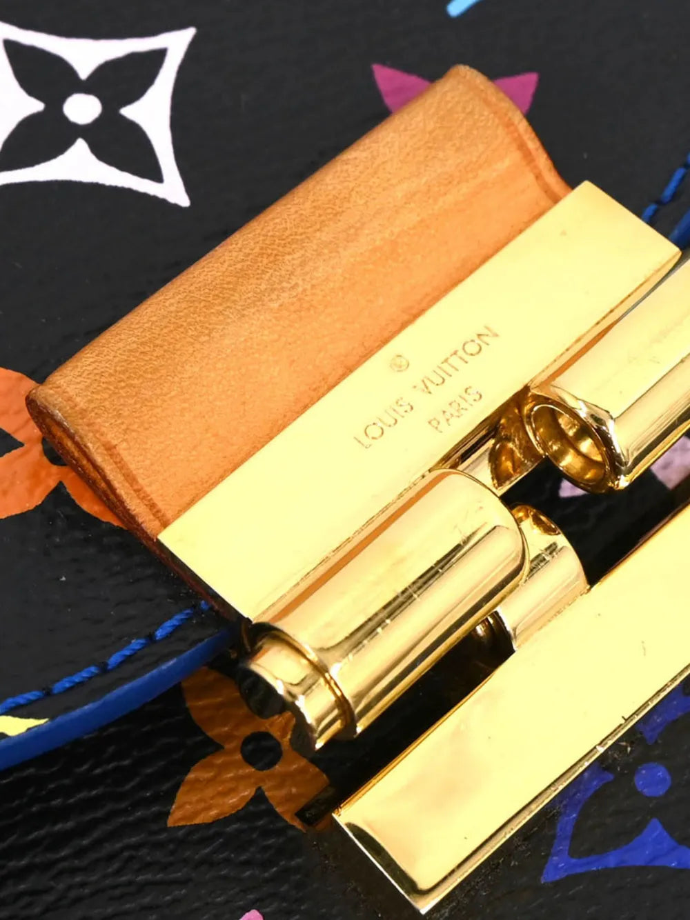 Pre-OwnedLouis Vuitton Pre-Ownedx Takashi Murakami 2012 Heart Breaker cross body bag