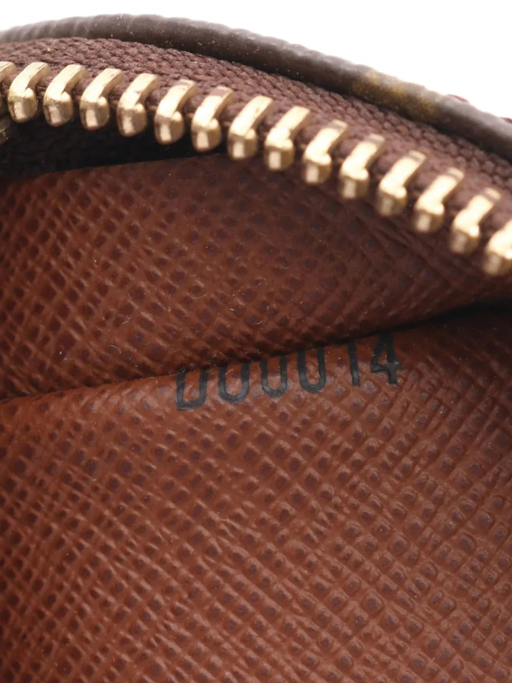 Pre-OwnedLouis Vuitton Pre-Owned2004 Marly Bandouliere handbag