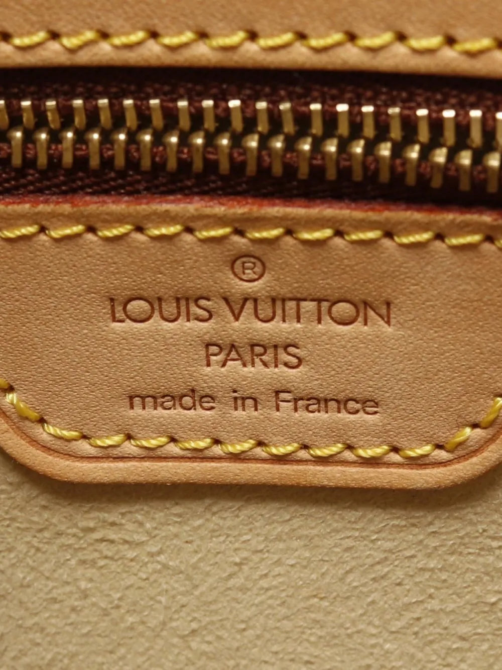 Pre-OwnedLouis Vuitton Pre-Owned2006 Looping GM Monogram shoulder bag