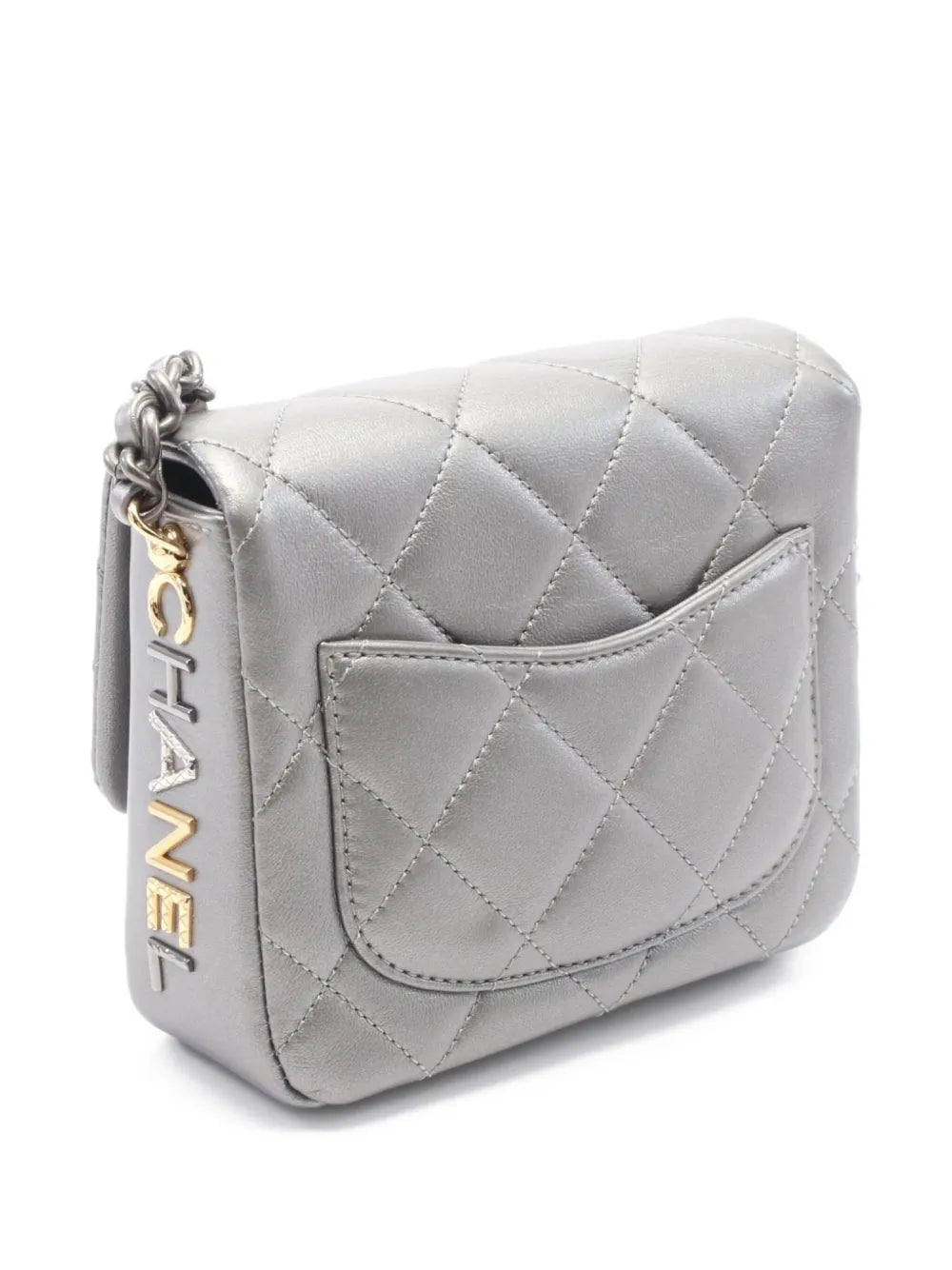 Pre-OwnedCHANEL Pre-Owned2021 quilted leather shoulder bag