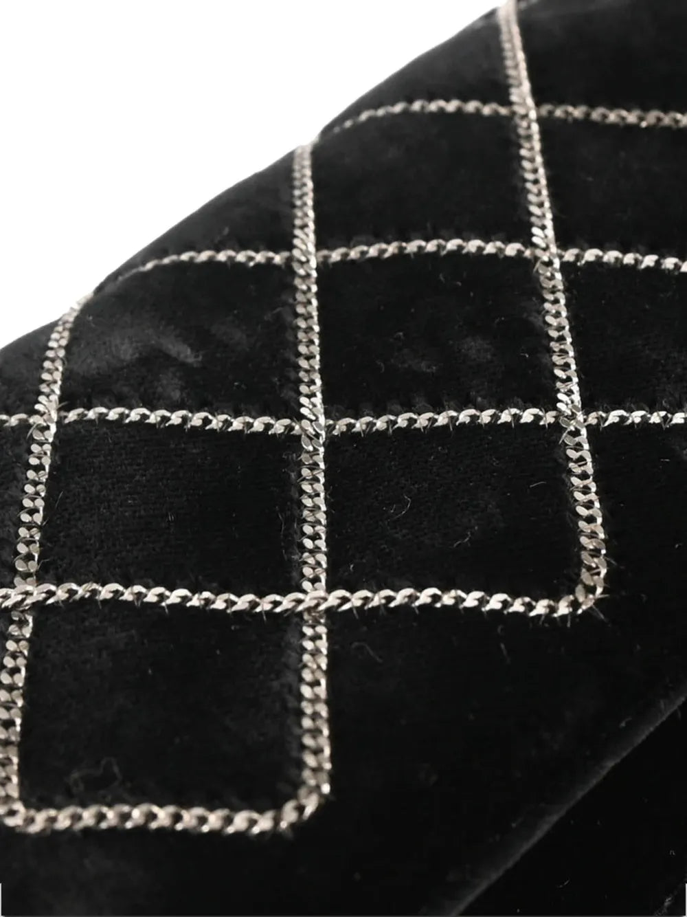 Pre-OwnedCHANEL Pre-Owned2005 East West handbag
