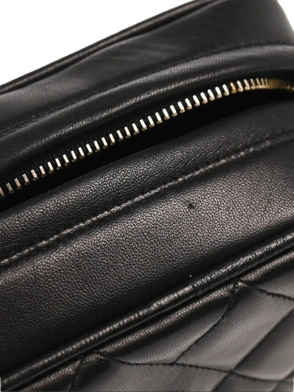 Pre-OwnedCHANEL Pre-Owned1995 diamond-quilted shoulder bag