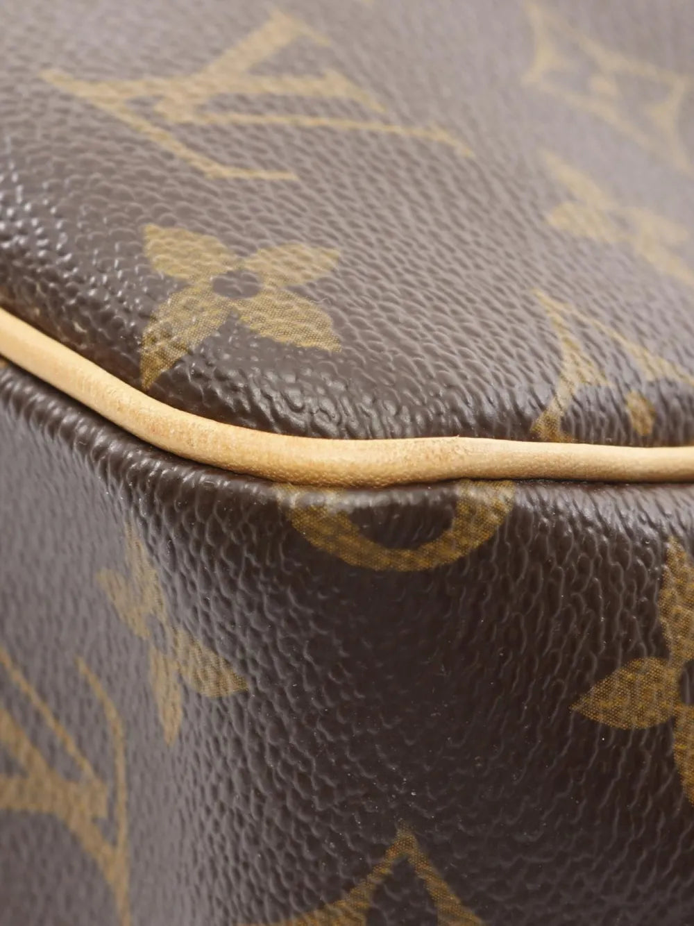 Pre-OwnedLouis Vuitton Pre-Owned2007 Batignolles handbag