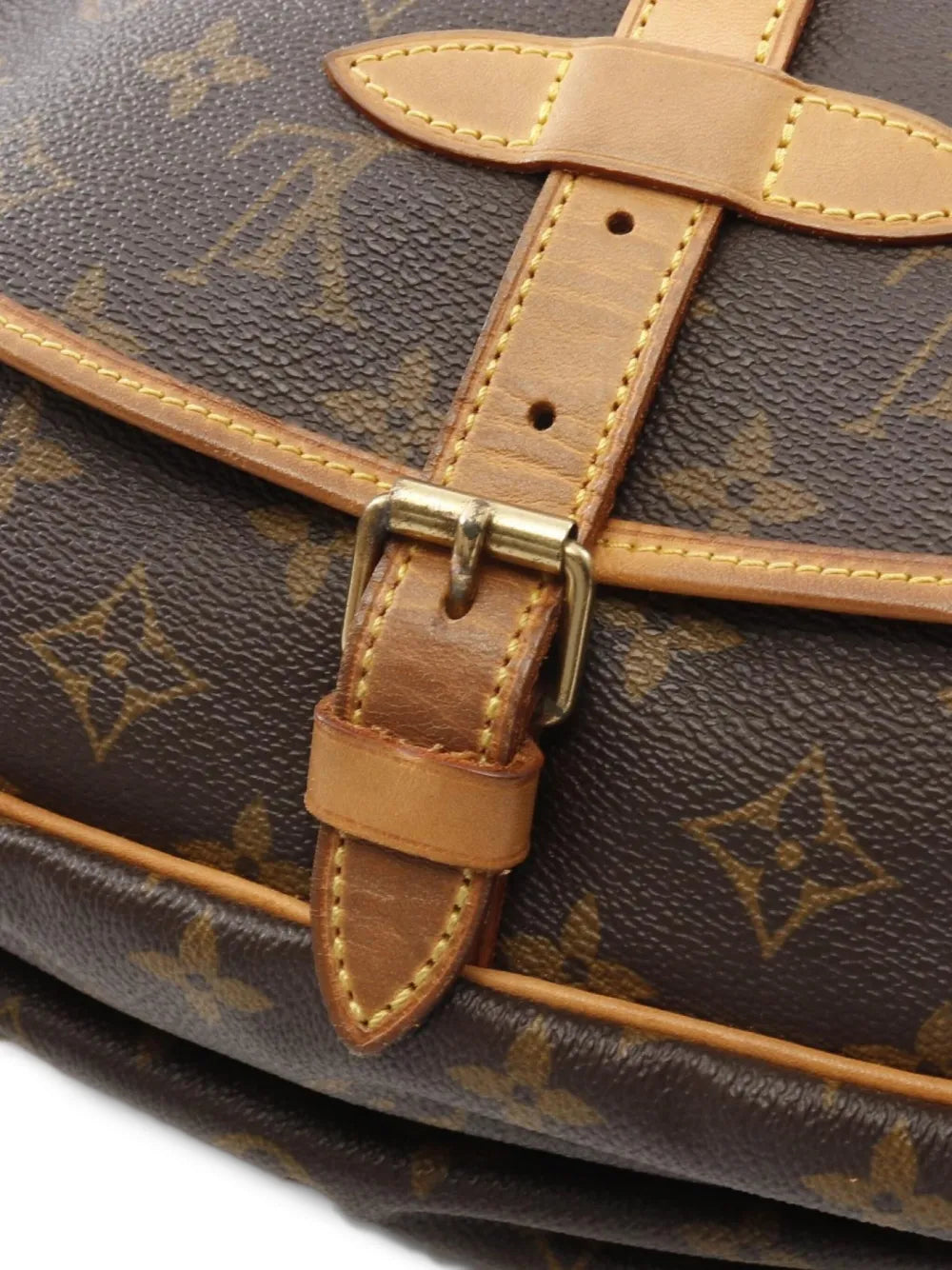 Pre-OwnedLouis Vuitton Pre-Owned2004 Saumur 30 cross body bag