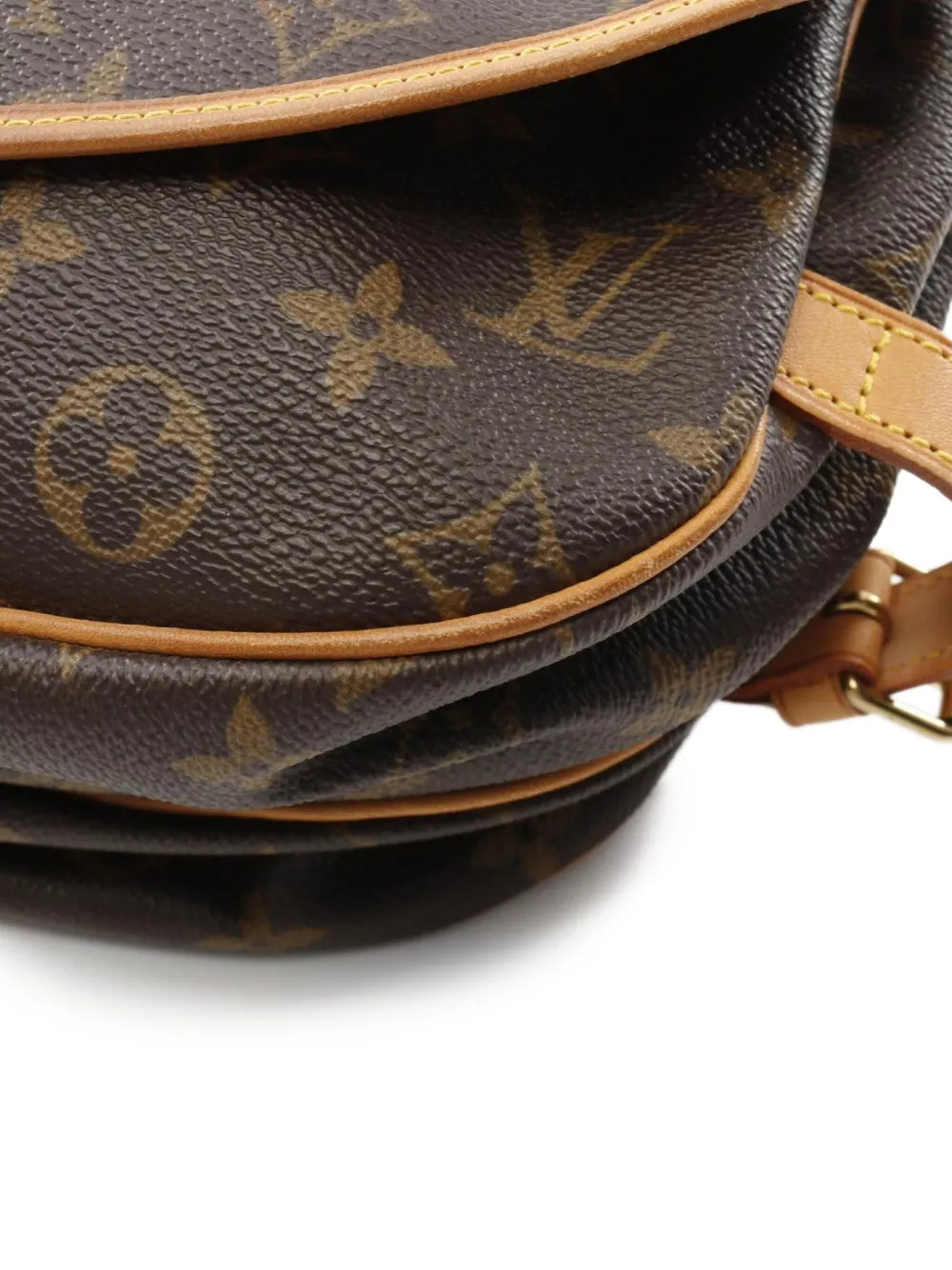 Pre-OwnedLouis Vuitton Pre-Owned2004 Saumur 30 cross body bag