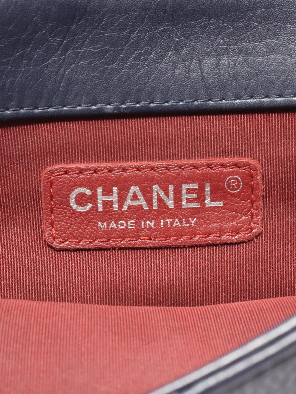 Pre-OwnedCHANEL Pre-Owned2018 quilted leather two-way handbag