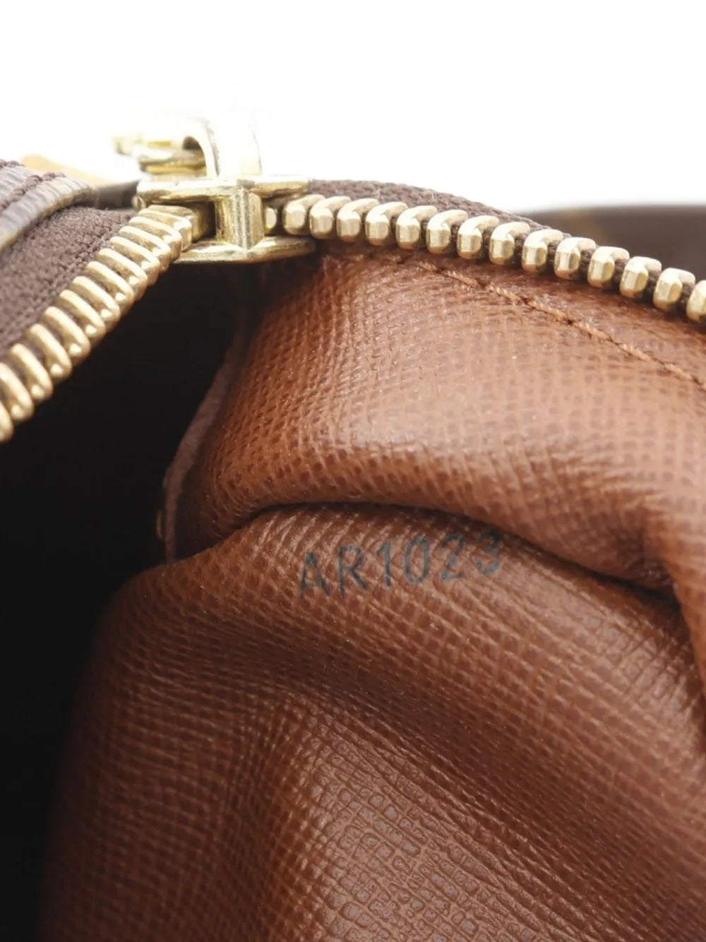 Pre-OwnedLouis Vuitton Pre-Owned2003 Nile cross body bag