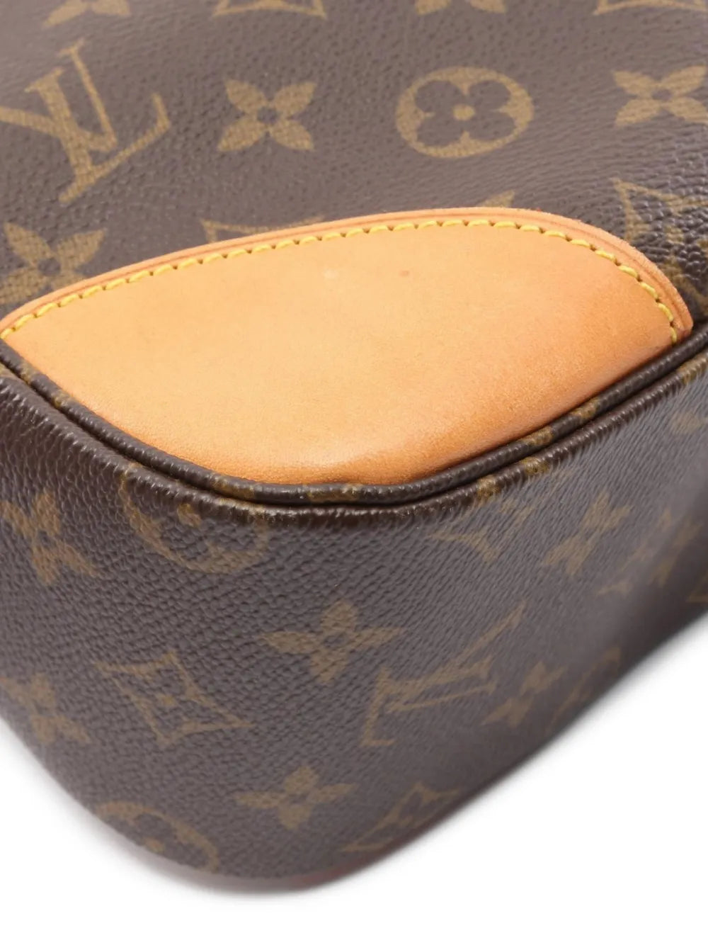 Pre-OwnedLouis Vuitton Pre-Owned2003 Boulogne PM monogram canvas shoulder bag