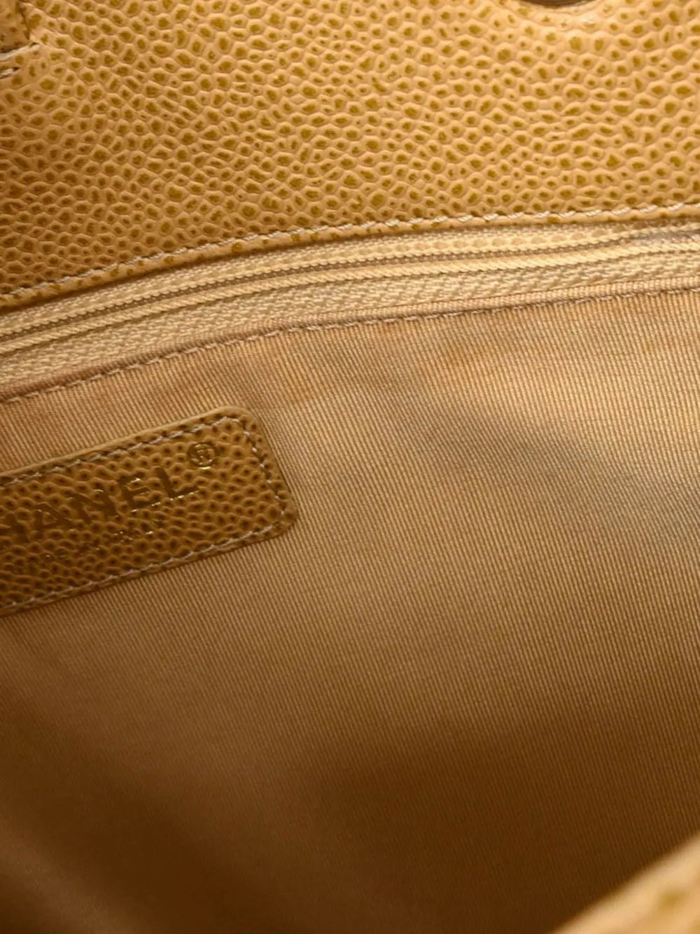 Pre-OwnedCHANEL Pre-Owned2003 Petite Shopping PST leather tote bag