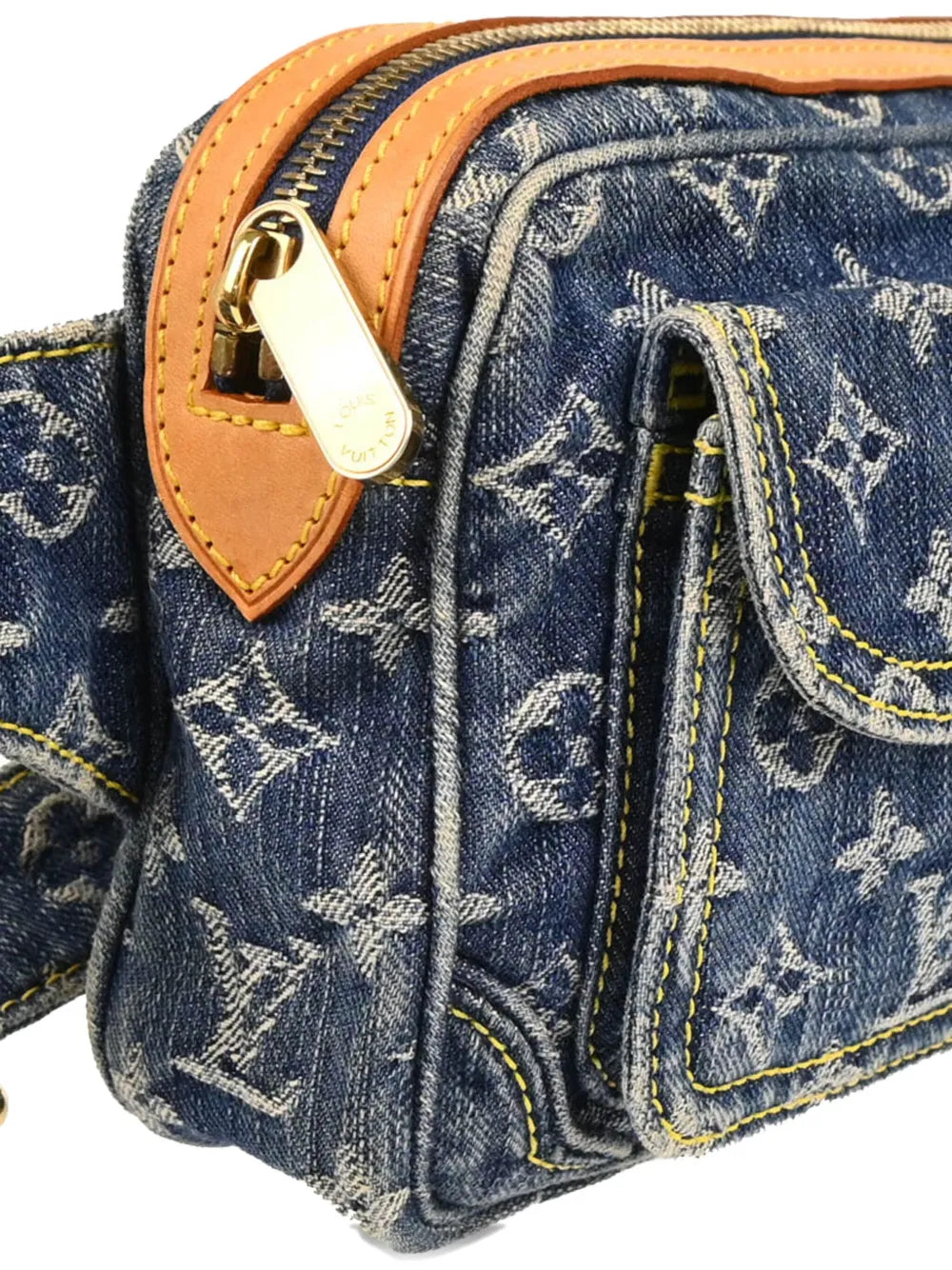 Pre-OwnedLouis Vuitton Pre-Owned2007 Monogram denim belt bag