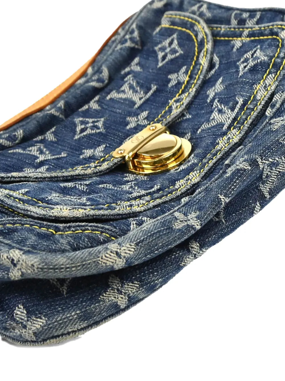 Pre-OwnedLouis Vuitton Pre-Owned2007 Monogram denim belt bag