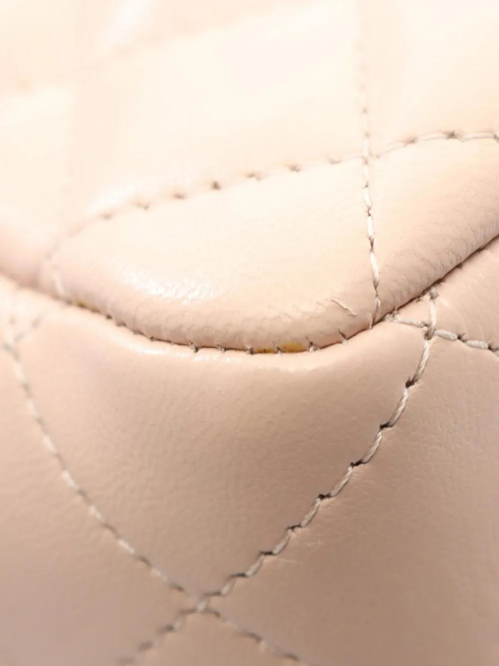 Pre-OwnedCHANEL Pre-Owned2021 mini Matelasse Chain crossbody bag