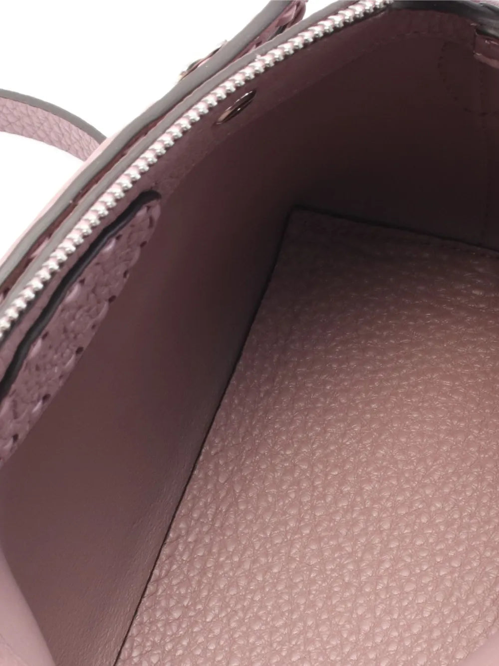 Pre-OwnedFendi Pre-Owned2020s Selleria Leather Mini Handbag