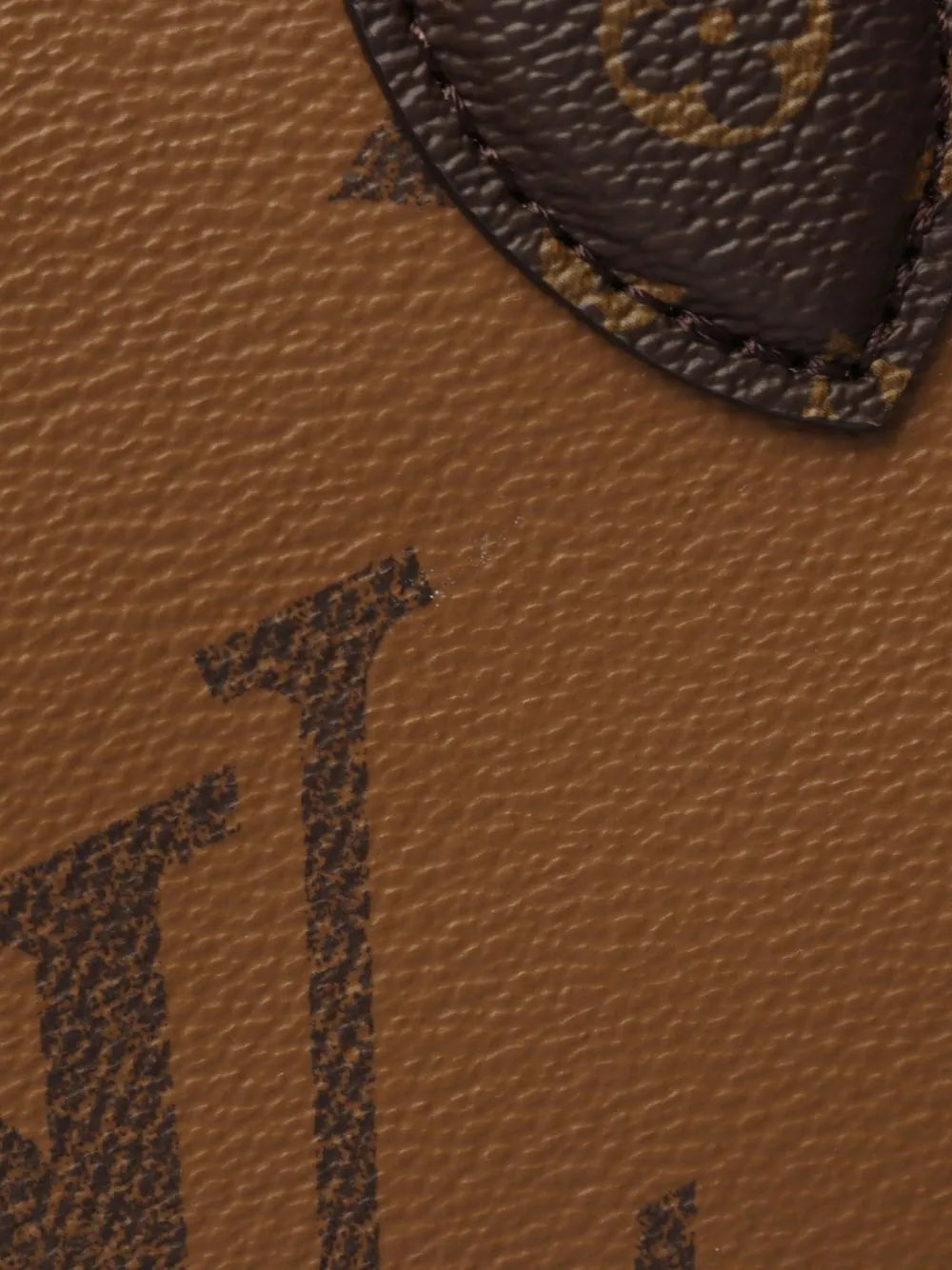 Pre-OwnedLouis Vuitton Pre-Owned2021 On-The-Go PM handbag