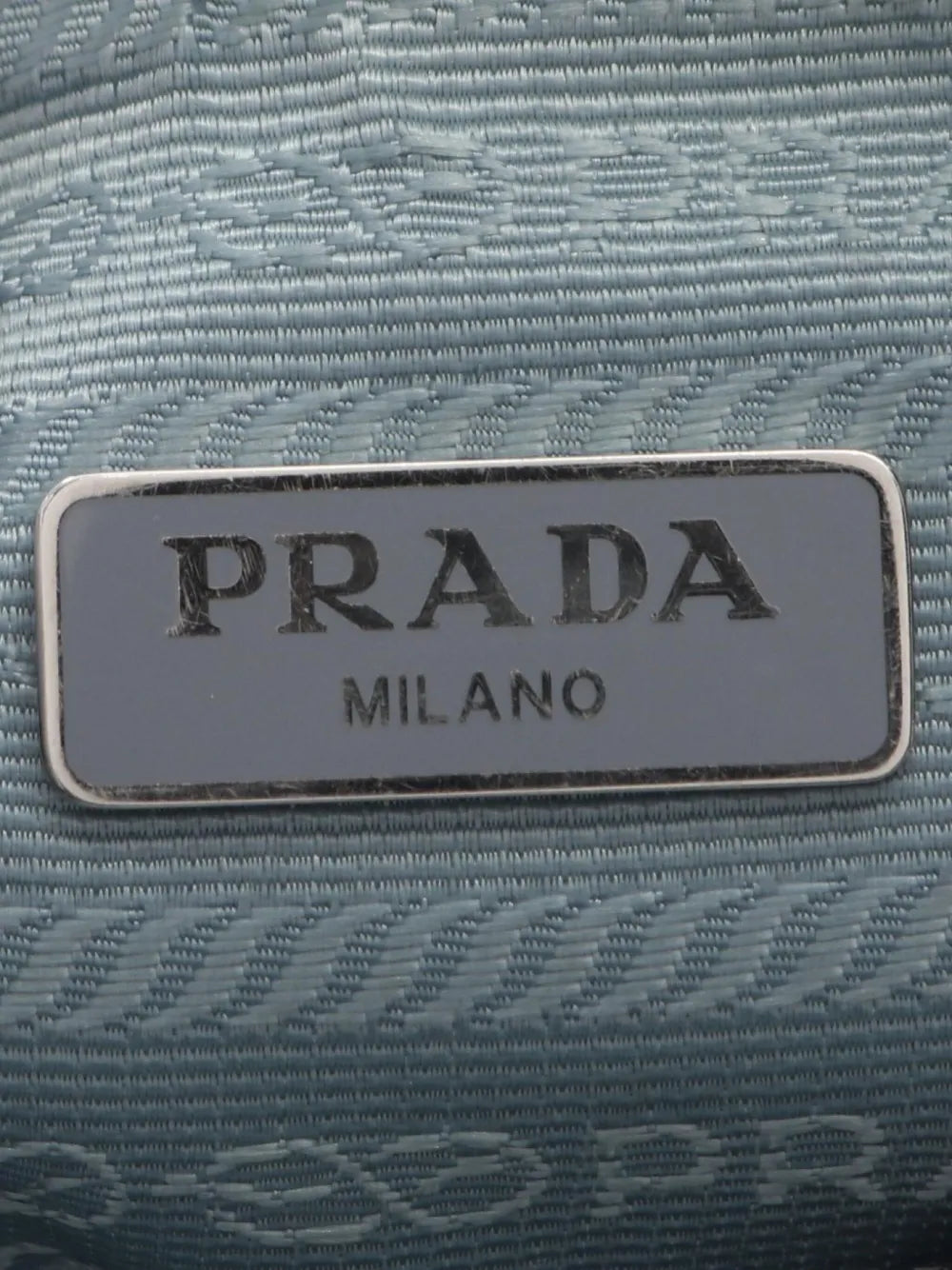 Pre-OwnedPrada Pre-Owned2000s Re-Edition 2005 shoulder bag