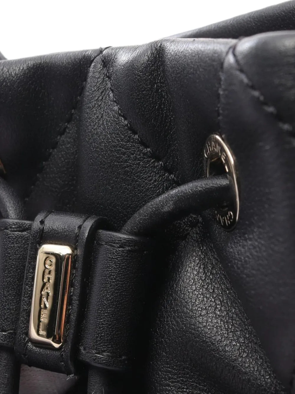 Pre-OwnedCHANEL Pre-Owned2021 matelasse backpack