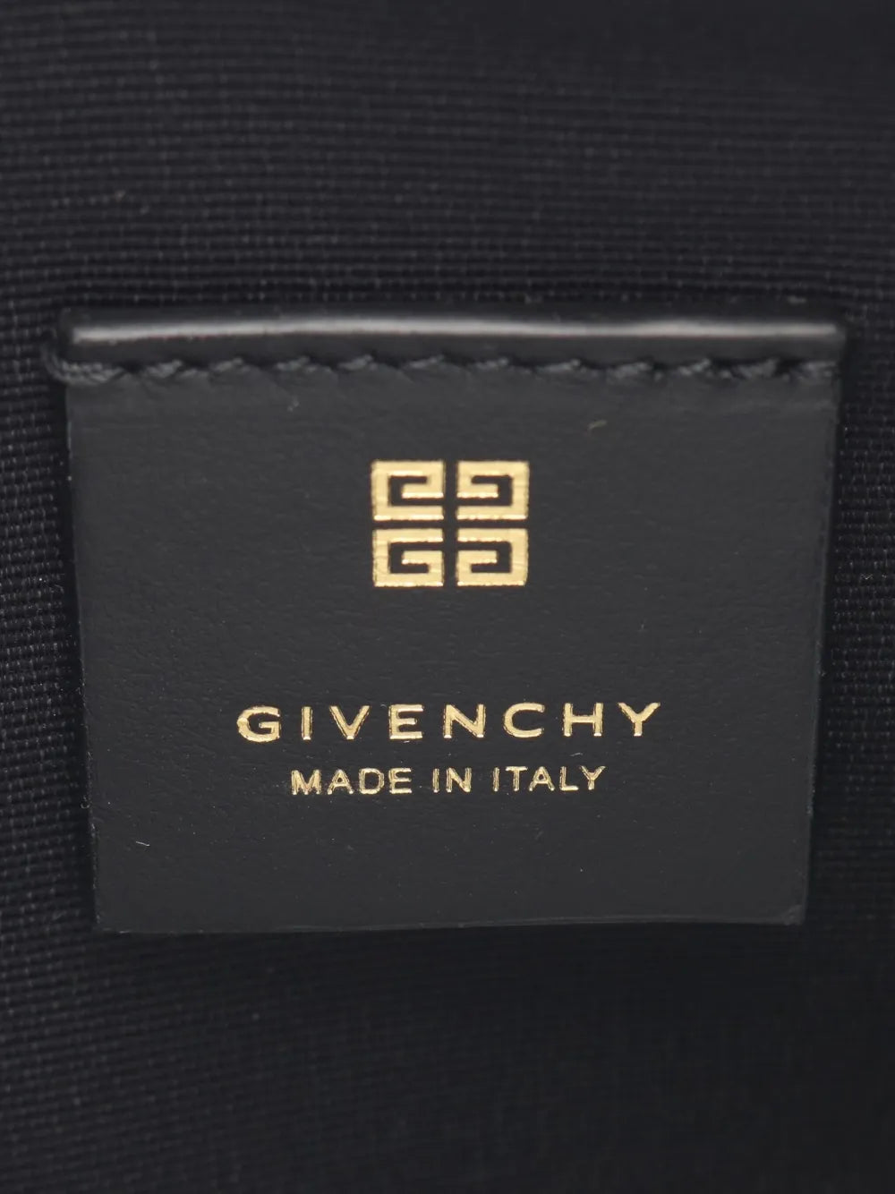 Pre-OwnedGivenchy Pre-Owned2020s leather shoulder bag