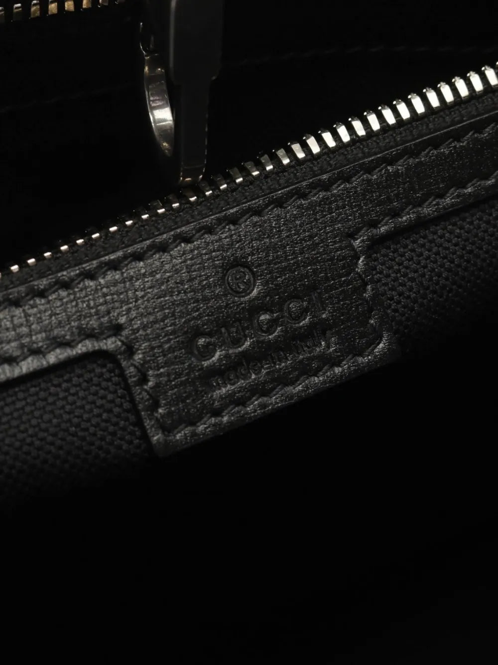 Pre-OwnedGucci Pre-Owned2010s medium GG Supreme tote bag