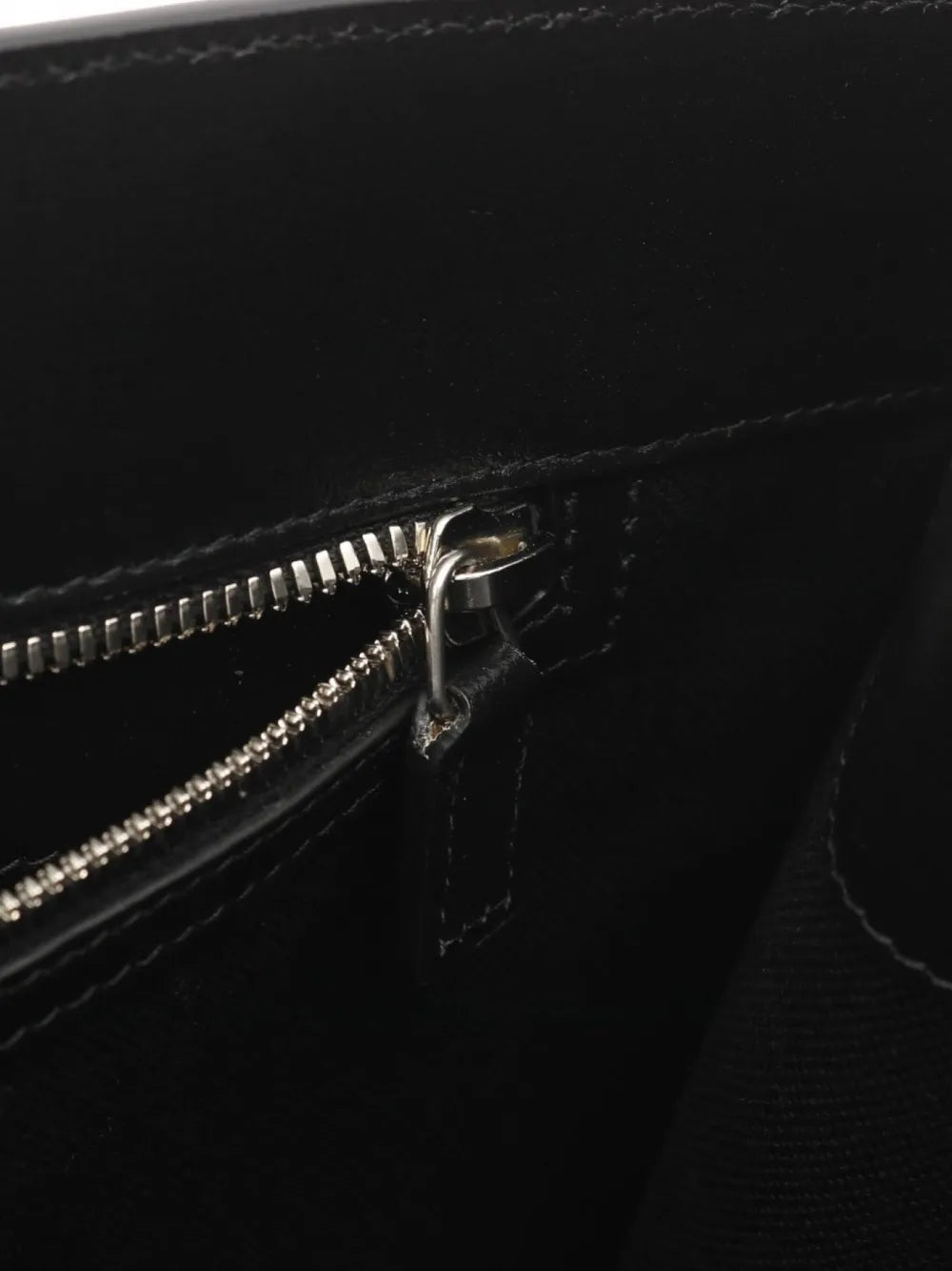 Pre-OwnedGucci Pre-Owned2010s medium GG Supreme tote bag