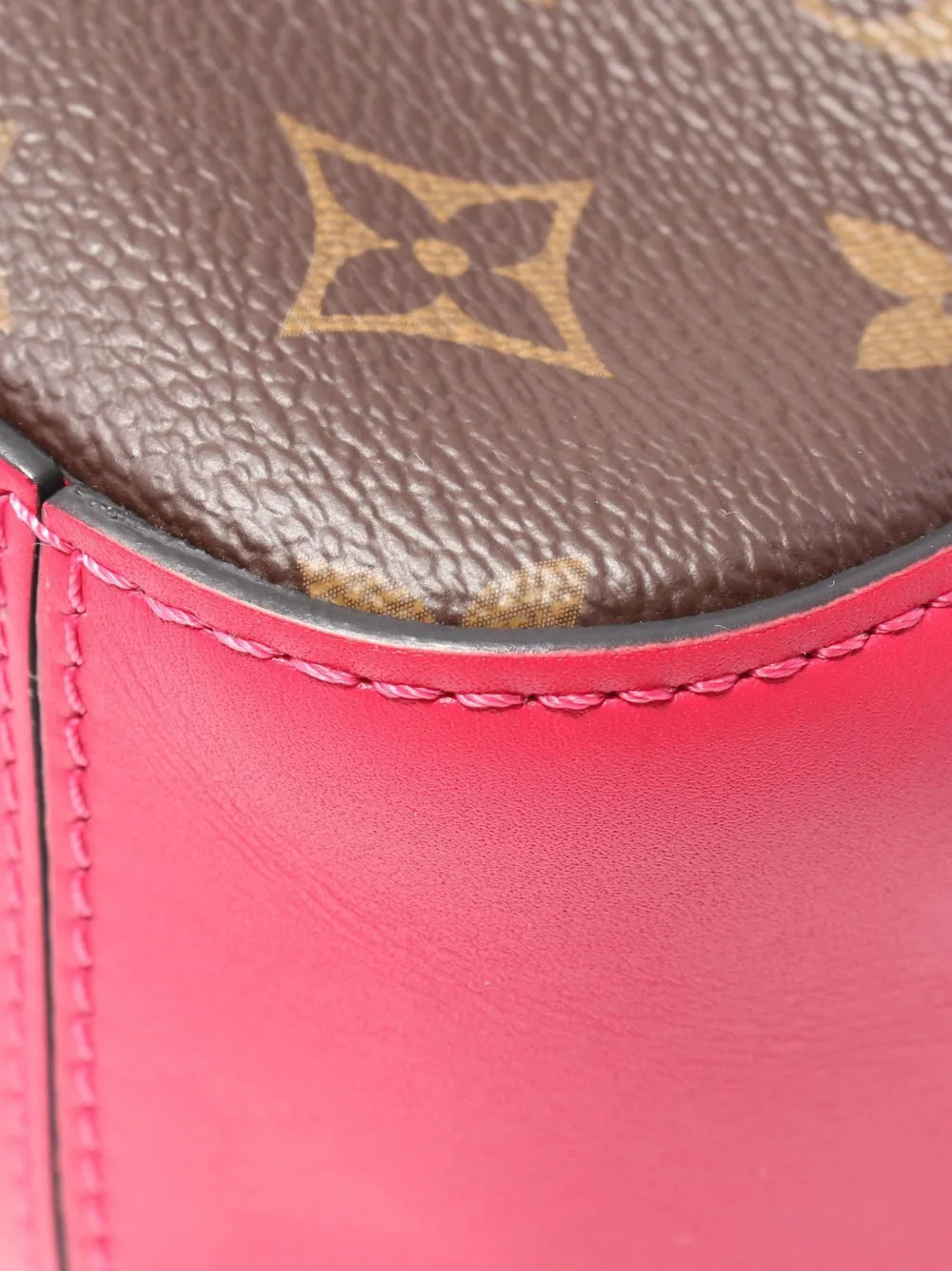 Pre-OwnedLouis Vuitton Pre-Owned2018 Saintonge shoulder bag
