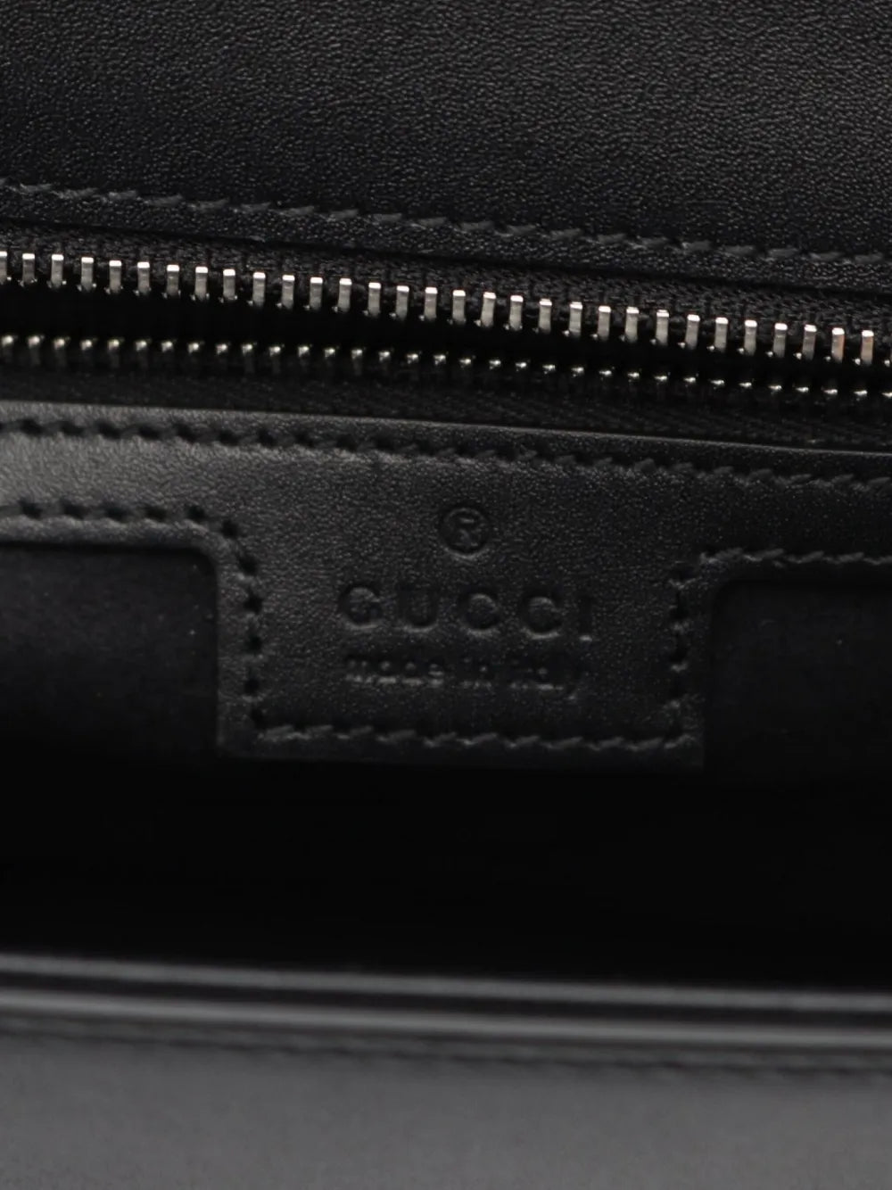 Pre-OwnedGucci Pre-Owned2010s Double G shoulder bag