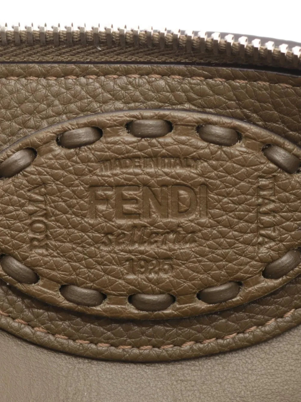 Pre-OwnedFendi Pre-Owned2020s large By The Way Selleria handbag