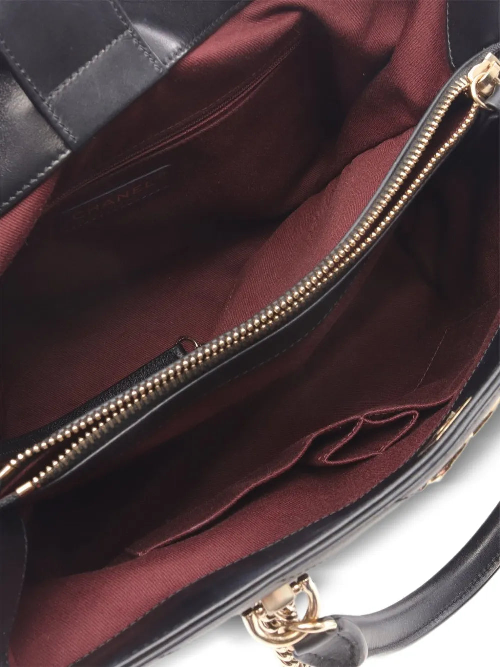 Pre-OwnedCHANEL Pre-Owned2018-2019 Chevron V-stitch chain shoulder bag