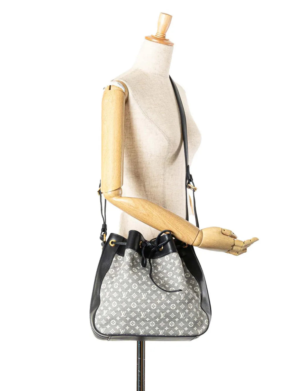 Pre-OwnedLouis Vuitton Pre-Owned2012 Monogram Mini Lin Idylle Noe PM bucket bag