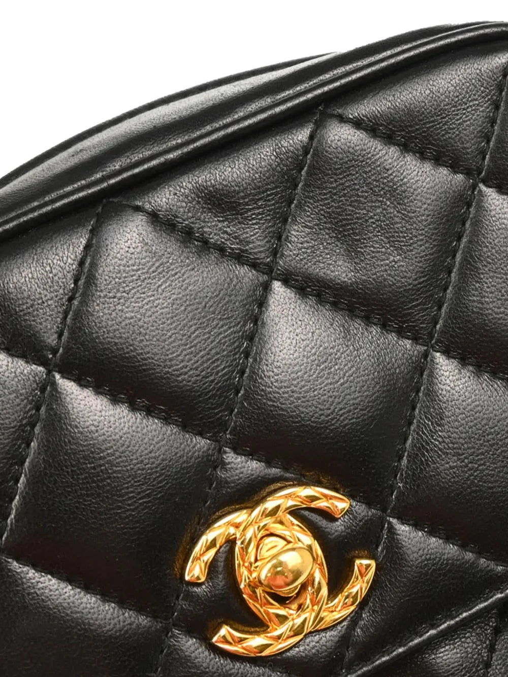 Pre-OwnedCHANEL Pre-Owned1992 mini chain camera bag