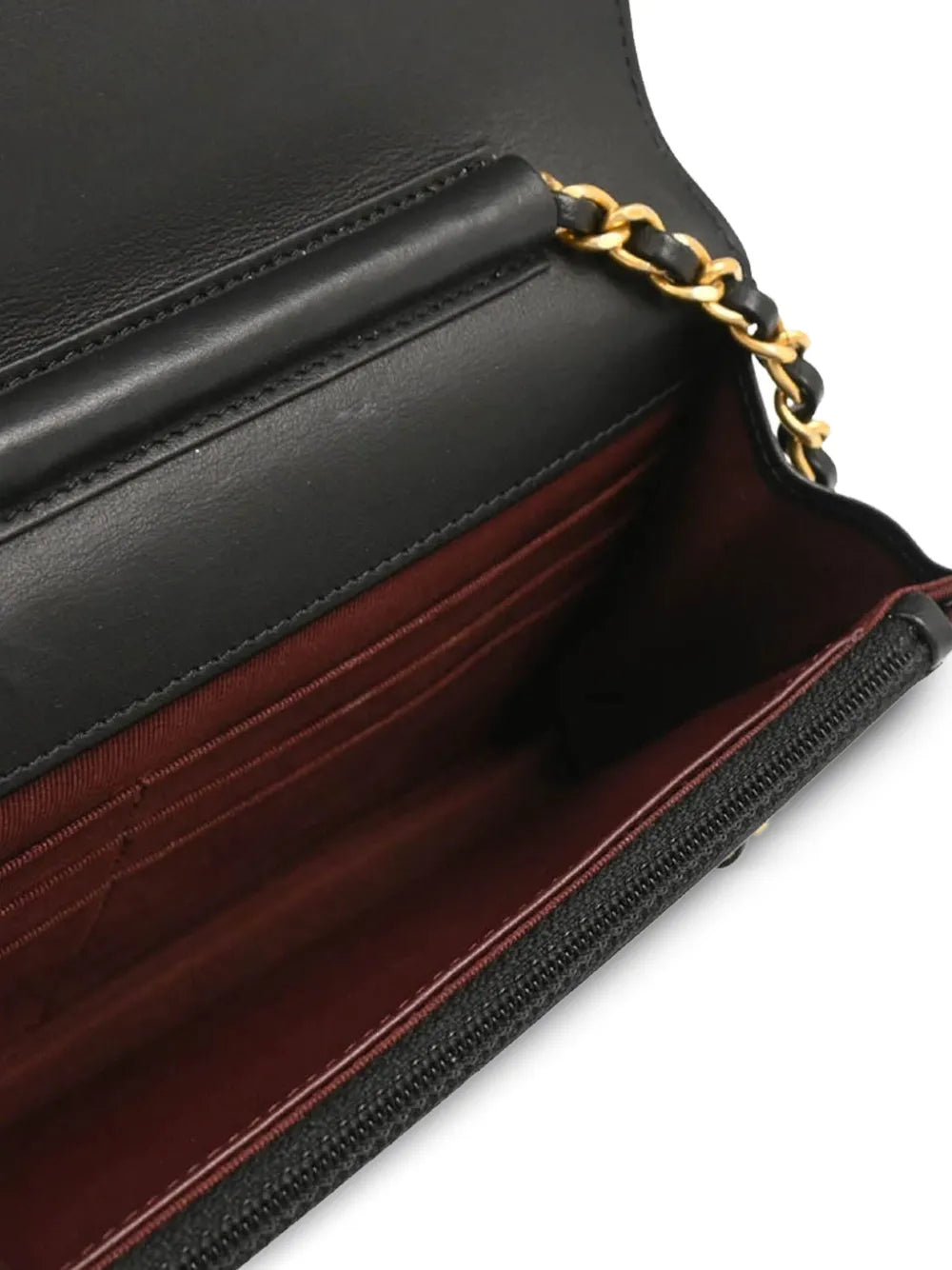 Pre-OwnedCHANEL Pre-Owned2017 Lucky Charm wallet on chain