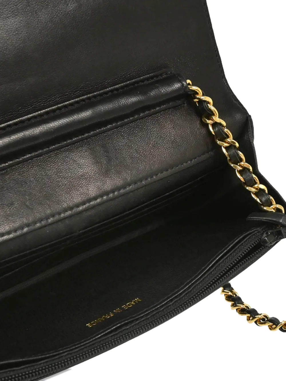 Pre-OwnedCHANEL Pre-Owned2002 Timeless Chain On Wallet shoulder bag