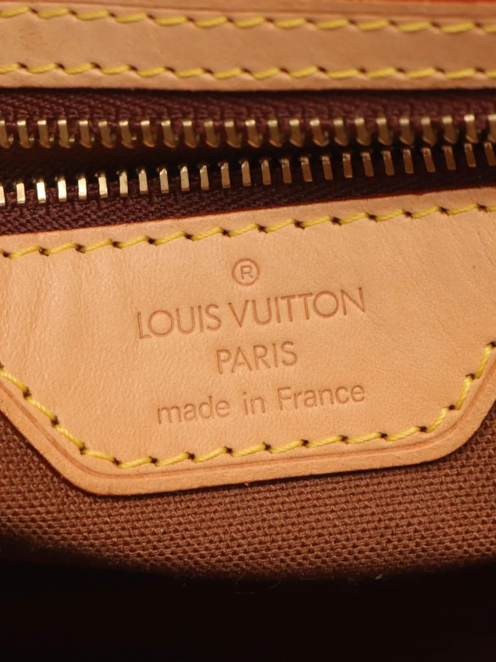 Pre-OwnedLouis Vuitton Pre-Owned2004 Vivian GM Monogram tote bag