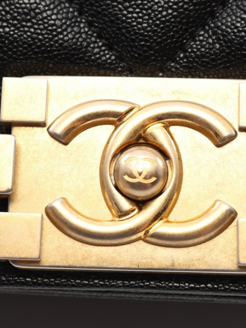 Pre-OwnedCHANEL Pre-Owned2018-2019 small Boy Chanel shoulder