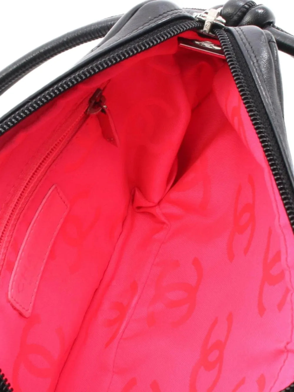 Pre-OwnedCHANEL Pre-Owned2004 Lambskin Quilted handbag