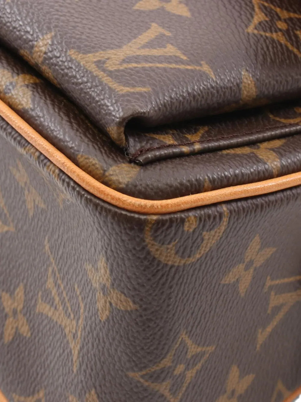Pre-OwnedLouis Vuitton Pre-Owned2003 Vivacite MM monogram shoulder bag
