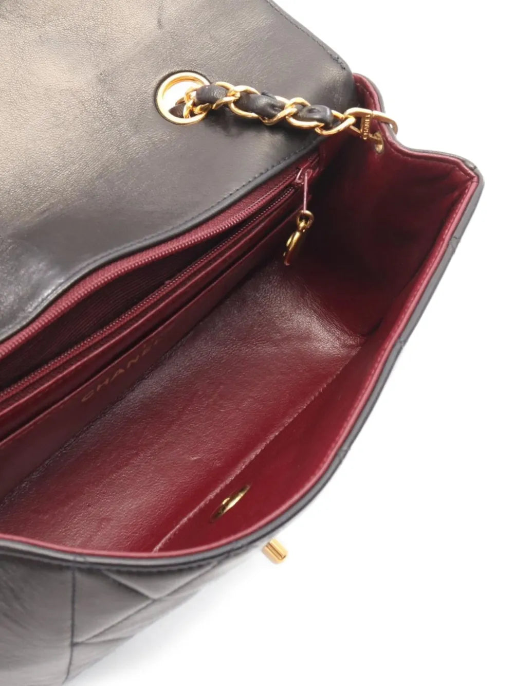 Pre-OwnedCHANEL Pre-Owned1994-1996 Matelasse Diana Flap shoulder bag