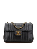 Pre-OwnedCHANEL Pre-Owned1991-1994 Jumbo XL Caviar Mademoiselle Flap shoulder bag